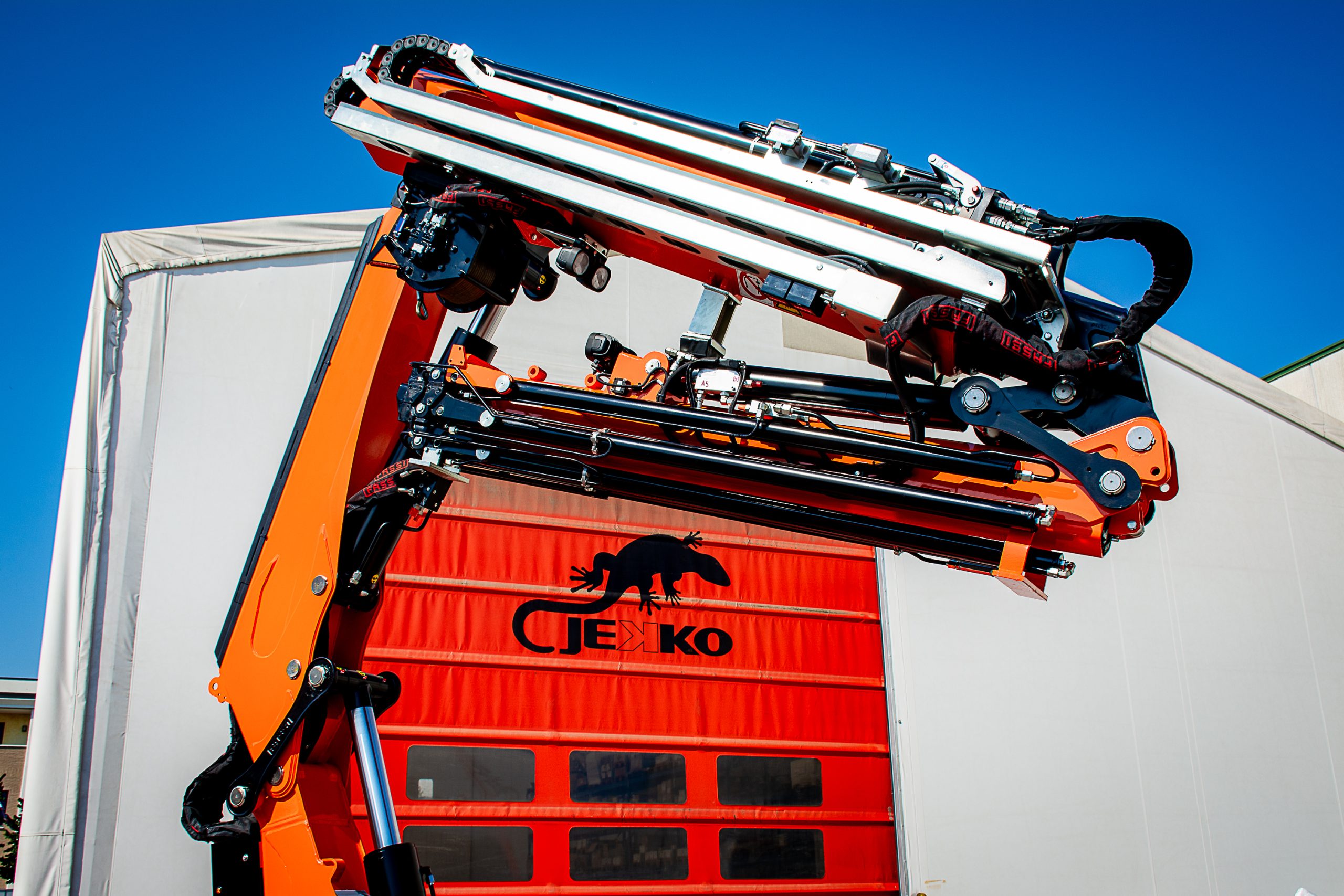 3 boom articulations