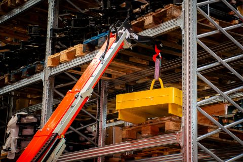 Double boom extension