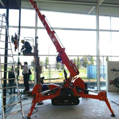 
												Industry:Glass pane handling												